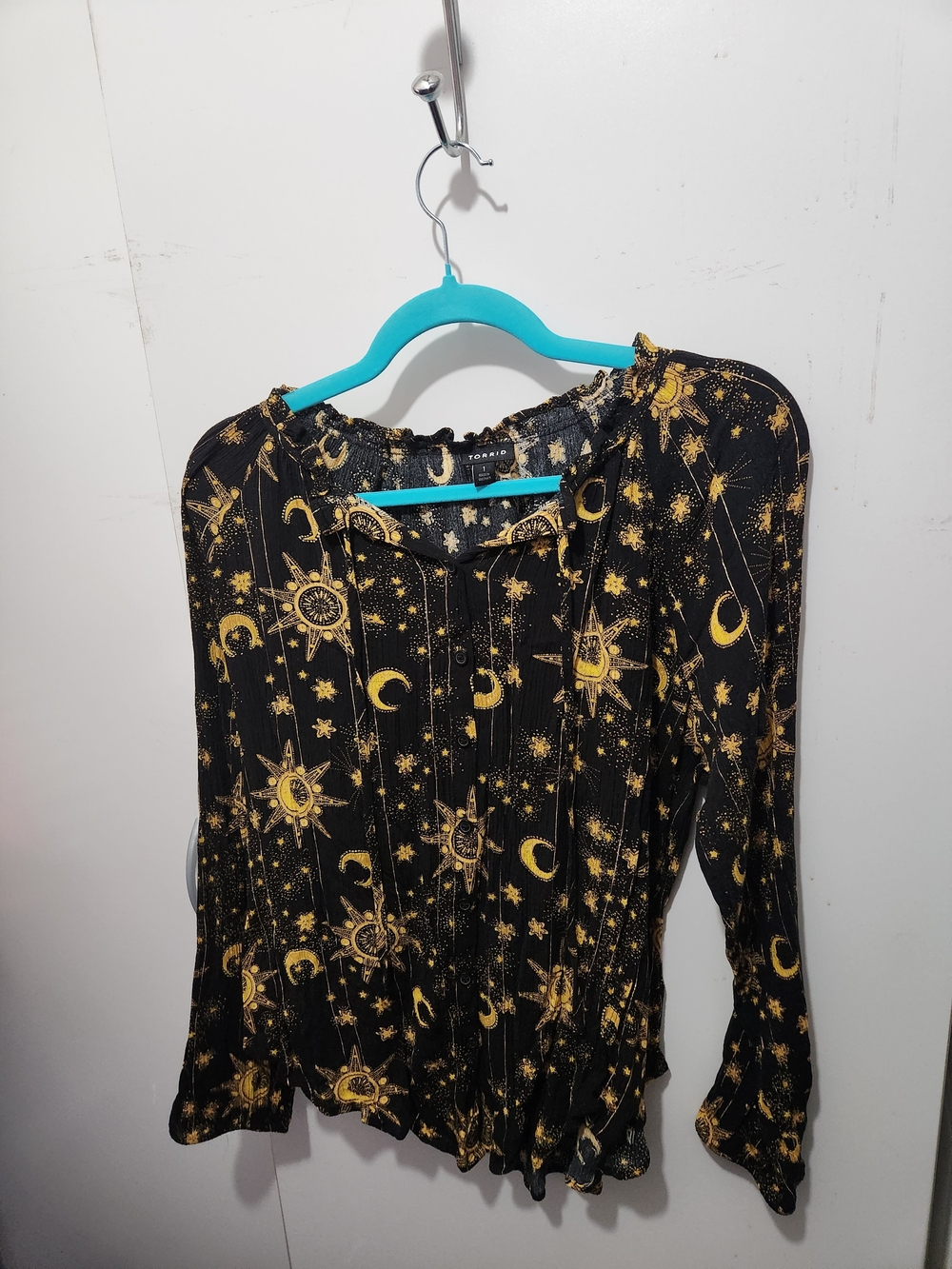 Torrid Black and Yellow Celestial Print Top - Picture 2 of 5